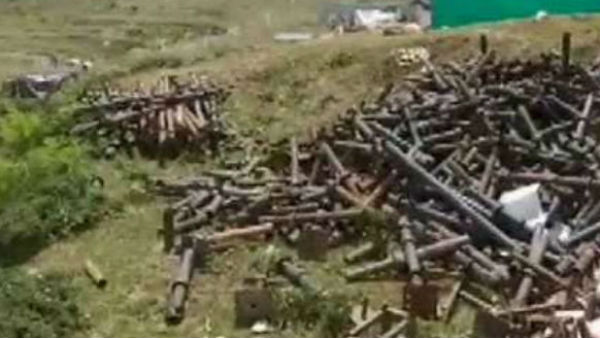 40 క్వింటాళ్ల చెత్త 40 క్వింటాళ్ల చెత్త