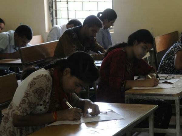  పాసైనవారి జవాబుపత్రాలదీ అంతే..! స్పష్టత లేని మార్కుల కౌంటింగ్..!!