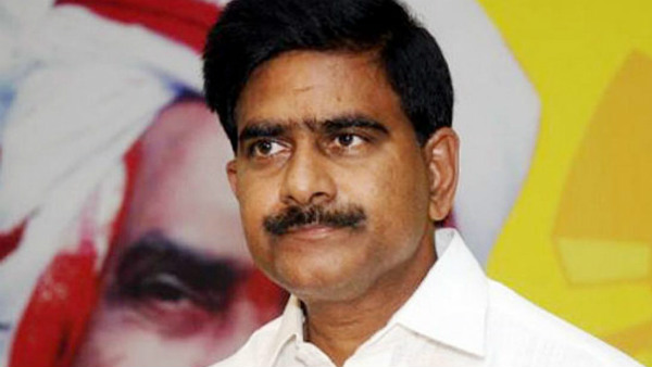 ఉమా..నీ అవినీతి పుట్ట ప‌గులుతోంది..