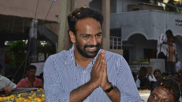 విజయవాడ రాజకీయాల్లో ఆసక్తి.. వంగవీటి రాధా షాకింగ్ నిర్ణయం 