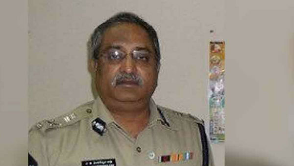 Senior IPS Officer AB Venkateswara Rao went of leave for One Month 