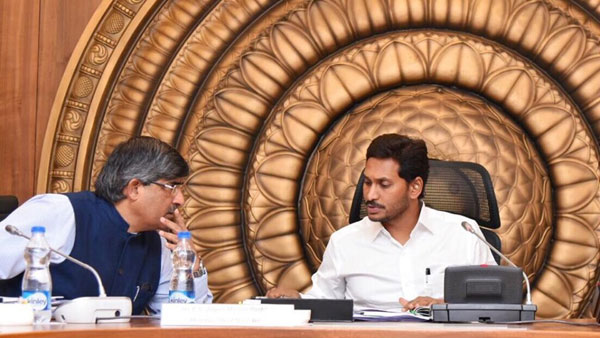 ప‌ర్య‌వేక్ష‌ణ బాధ్య‌త గ్రామ వ‌లంటీర్లకు..