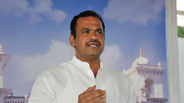  కేంద్ర బడ్జెట్‌ను తెలంగాణ రాష్ట్ర వ్యతిరేక బడ్జెట్‌ .. ప్రజా ఉద్యమాల ద్వారా పోరాటం చేస్తాం అన్న ఎంపీ కోమటిరెడ్డి 