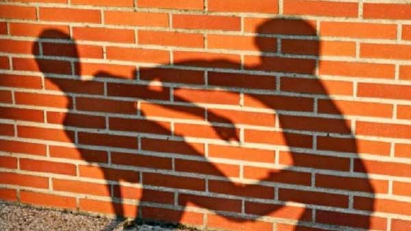 స్టూడెంట్స్ గ్యాంగ్ వార్ కాదు..! స్టూడెంట్స్ గ్యాంగ్ వార్ కాదు..!