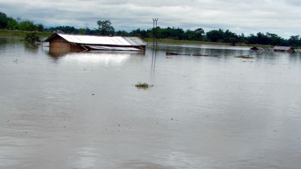  వరదల కారణంగా 75మంది మృతి