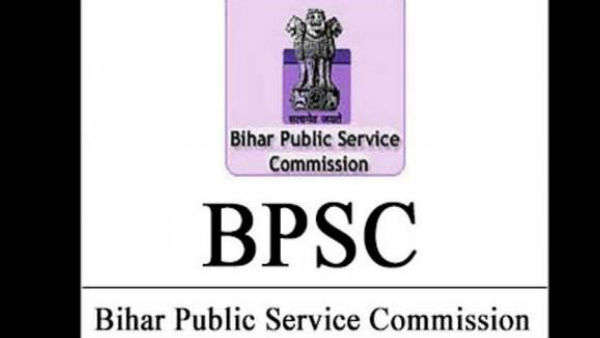 గతంలో ఇద్దరు గవర్నర్ల తీరు వివాదాస్పదం