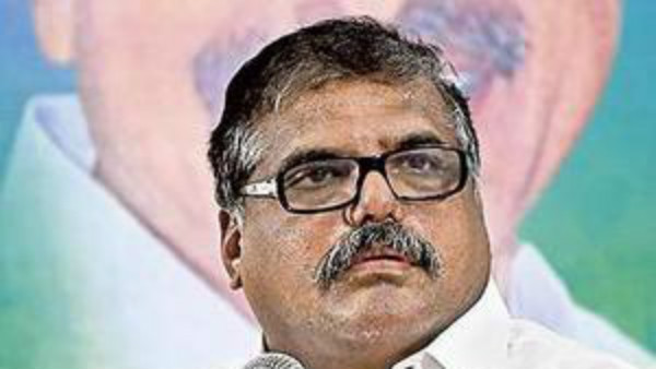 ప్రణాళిక లేకుండా అసెంబ్లీ భవన నిర్మాణం చేశారని మండిపడిన మంత్రి బొత్సా 