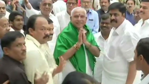 మూడుసార్లు..అయినా 