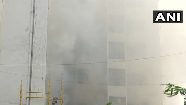A major fire broke out inside the MTNL building in Bandra West area of Mumbai A major fire broke out inside the MTNL building in Bandra West area of Mumbai