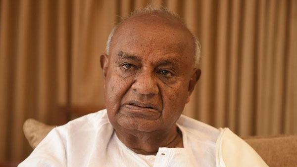 ముంబయిలో క్యాంప్ వేసిన ఎమ్మెల్యేలు