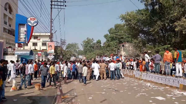  భగ్గుమంటున్న బెంగాల్..! రాజకీయ కక్ష్యలతో రగిలి పోతున్న నేతలు..!!