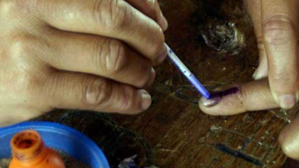 సిట్టింగుల్లో టెన్షన్.. టికెట్ కోసం పరేషాన్..!