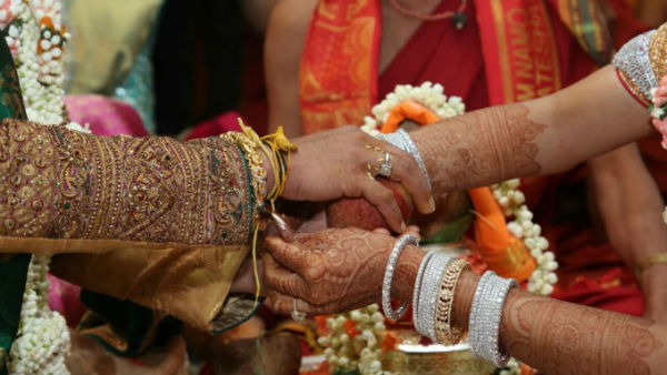 పెళ్లి జరిగి రెండు నెలలైనా కాకముందే దారుణం .. ఏ సమస్య లేకున్నా ఈ ఘాతుకానికి ఒడిగట్టిన రామయ్య పెళ్లి జరిగి రెండు నెలలైనా కాకముందే దారుణం .. ఏ సమస్య లేకున్నా ఈ ఘాతుకానికి ఒడిగట్టిన రామయ్య