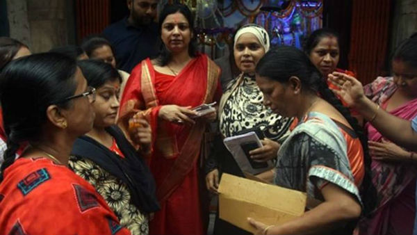 కోల్కాతాలో మరో వివాదం.. హనుమాన్ యాత్రలో పాల్గోన్న ఇష్రత్ జహాన్ కోల్కాతాలో మరో వివాదం.. హనుమాన్ యాత్రలో పాల్గోన్న ఇష్రత్ జహాన్