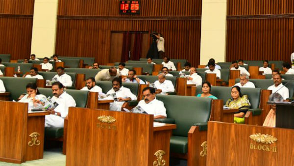  ప్రతిపక్ష టీడీపీ పై మరింత దూకుడుగా వ్యవహరించాలని జగన్ నిర్ణయం 