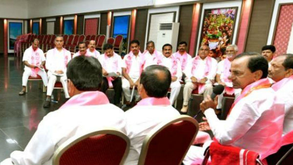 తెలంగాణ మంత్రి వర్గం రీ-షఫుల్..! కొత్త వారికి అవకాశం కల్పించనున్న కేసీఆర్..!! 