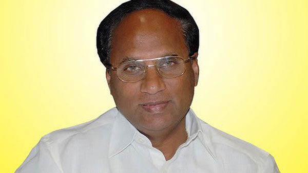 దూరమవుతున్న కేడర్‌..! ఏమీ చేయని స్థితిలో కోడెల..!!