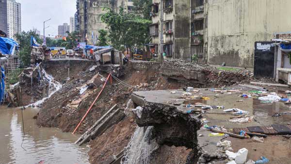 35కు చేరిన మృతులు 35కు చేరిన మృతులు