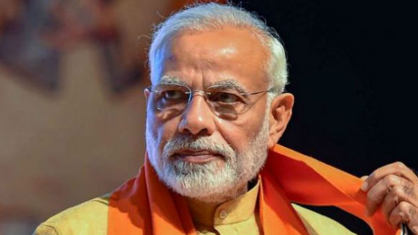 మోడి వస్తే చౌకిదార్ టోపీ, విజిల్ ఇస్తా...