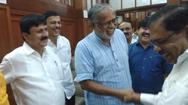 బీజేపీ స‌భ్యుల‌తో క‌లిసి అల్పాహారం..