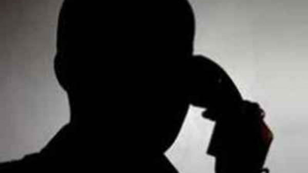 అతడి ఖాతా ఊడ్చి.. కుటుంబ సభ్యుల కార్డులపై కన్ను..!