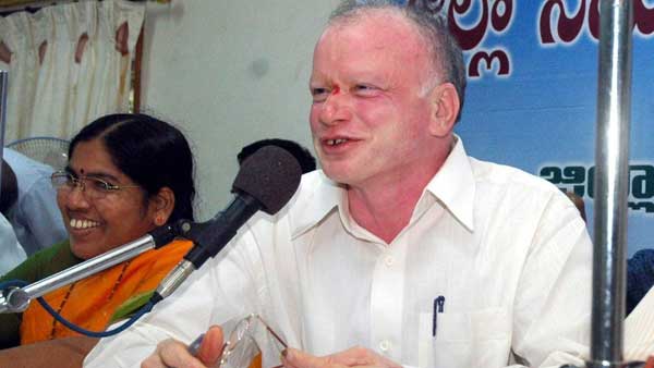 ఆ ఆరుగురిని త‌ప్పించండి..