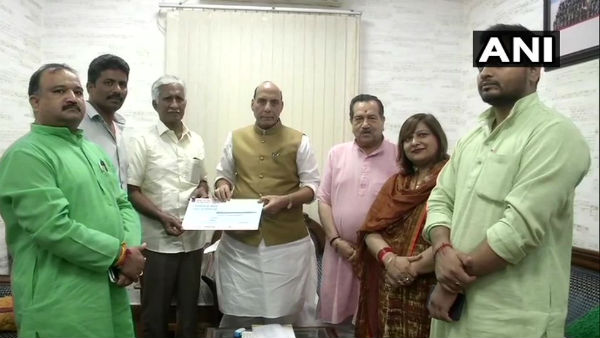 ఇండియన్ ఎయిర్‌ఫోర్స్‌లో చిన్న ఉద్యోగి 