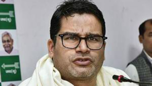  రాజకీయ వ్యూహకర్త ప్రశాంత్ కిషోర్ .. మీడియాను, సోషల్ మీడియాను వాడటంలో దిట్ట 