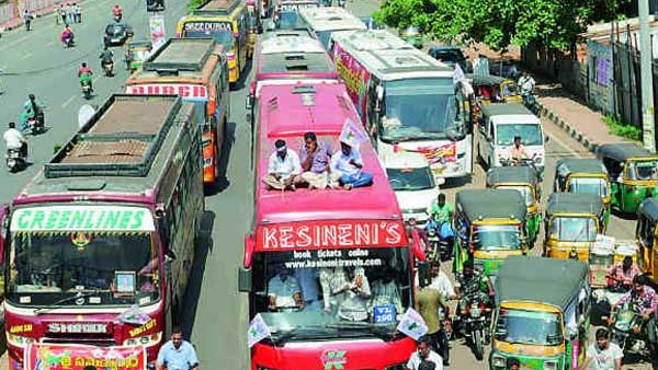 రోడ్డు ప్రమాదాల నివారణే లక్ష్యం.. 100 కోట్ల రివాల్వింగ్ ఫండ్..! రోడ్డు ప్రమాదాల నివారణే లక్ష్యం.. 100 కోట్ల రివాల్వింగ్ ఫండ్..!