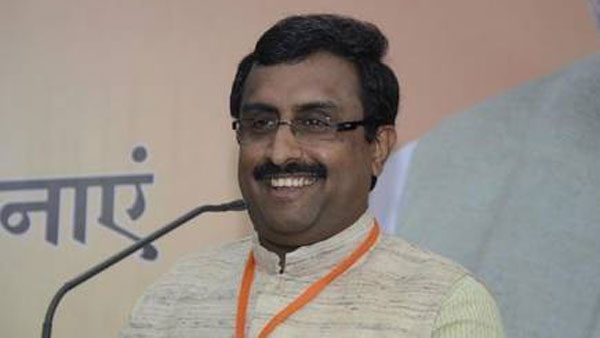 ఒక్కో కార్యకర్త 25 మంది కొత్త సభ్యులను చేర్పించాలి. ఒక్కో కార్యకర్త 25 మంది కొత్త సభ్యులను చేర్పించాలి.