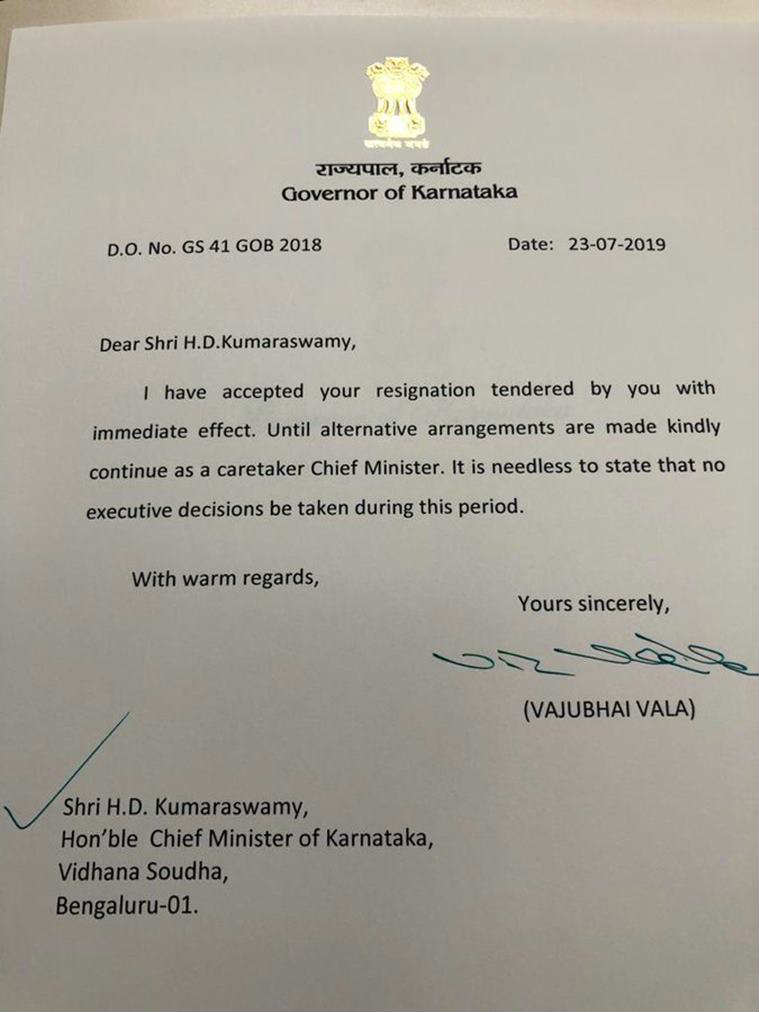 Kumaraswamy went to Raj Bhavan on foot to submit his resignation letter to the Governor.
