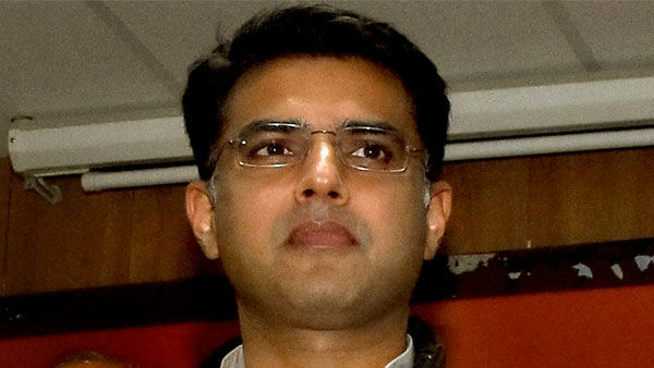 ముందువరసలో సచిన్