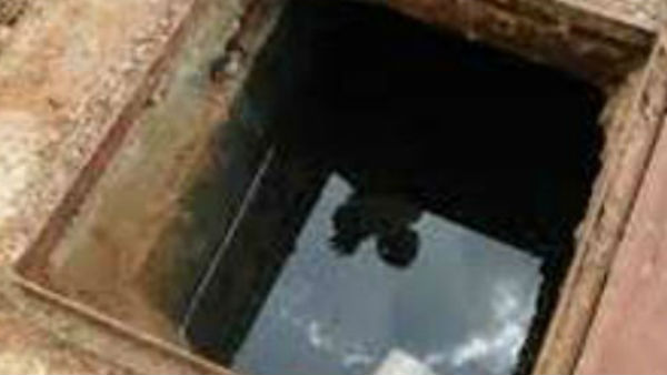 జేసీబీలతో 