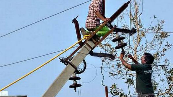  ఇటు పెండింగ్ బకాయిలు.. అటు ఎల్‌సీ.. డిస్కమ్‌లకు కష్టమేనా..!