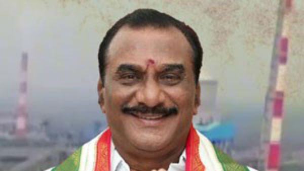 ఎమ్మెల్యే దగ్గరుండి.. అధికారులకు ఆటంకం ఎమ్మెల్యే దగ్గరుండి.. అధికారులకు ఆటంకం