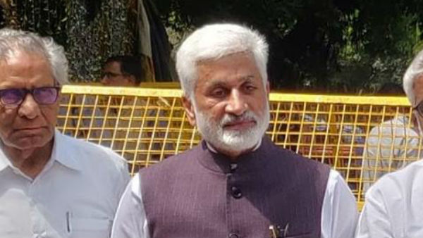 సాయిరెడ్డి అర్హ‌త కోల్పోయారు...