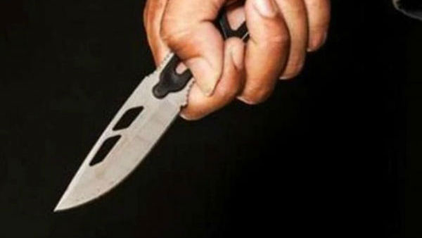 పడుకున్న భర్తపై 11 కత్తి పోట్లు.. పడుకున్న భర్తపై 11 కత్తి పోట్లు..