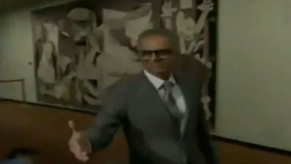  పాకిస్తాన్ జర్నలిస్ట్ అడిగిన ప్రశ్నకు ఆయన దగ్గరకు వెళ్లి షేక్ హ్యాండ్ ఇచ్చిన ఐక్యరాజ్యసమితి భారత రాయబారి 