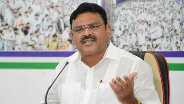 జగన్ పైన హిందూ వ్యతిరేక ముద్ర కోసం..