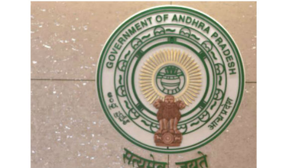  ప్రభుత్వ మద్యం షాపుల్లో యువతకు ఉపాధి .. ఒక సంవత్సరం మాత్రమే అని ప్రభుత్వ నిర్ణయం 