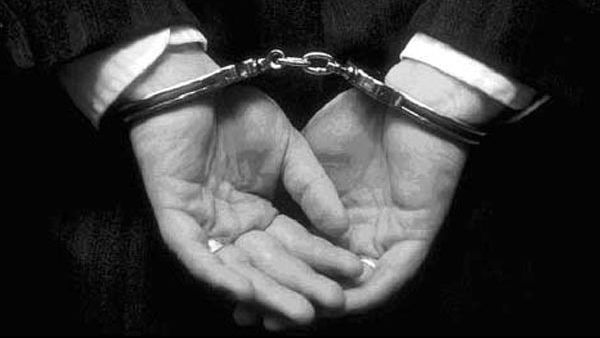 పోలీసుల అదుపులో నవీన్ రెడ్డి..! 