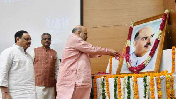 తొలి ఆర్థికమంత్రి