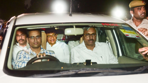 దర్యాప్తు సంస్థలు చట్టాన్ని గౌరవించాలి..