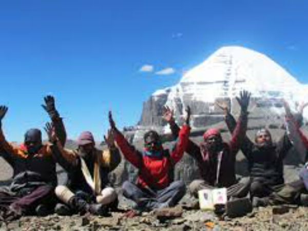 కశ్మీర్ పరిణామాలతో వీసాలను ఆపిన చైనా 