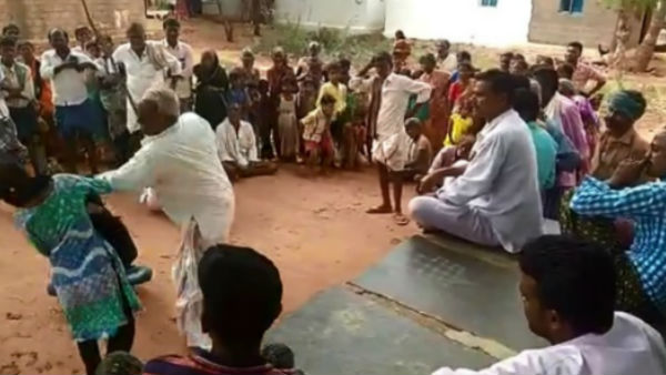 అనంతపురం జిల్లాలో ఆటవిక చర్య .. మైనర్ల ప్రేమపై రెచ్చిపోయిన పంచాయితీ పెద్ద అనంతపురం జిల్లాలో ఆటవిక చర్య .. మైనర్ల ప్రేమపై రెచ్చిపోయిన పంచాయితీ పెద్ద