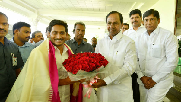తెలుగురాష్ట్రాల్లో బీజేపీ తీరుపై కేసీఆర్ , జగన్ ల మధ్య చర్చ 