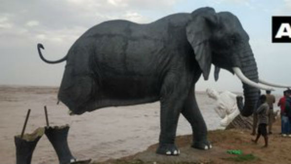 Andhra Pradesh: Animal statues on the Kalingapatnam beach in Srikakulam district got washed away in the sea