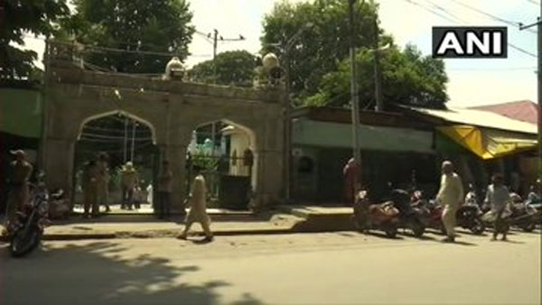 ఆర్టికల్ తొలగింపుతో కశ్మీర్‌లో ఉత్కంఠ 