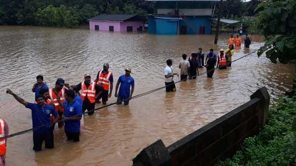 నెటిజెన్ల మనసు గెల్చుకున్న నౌషద్