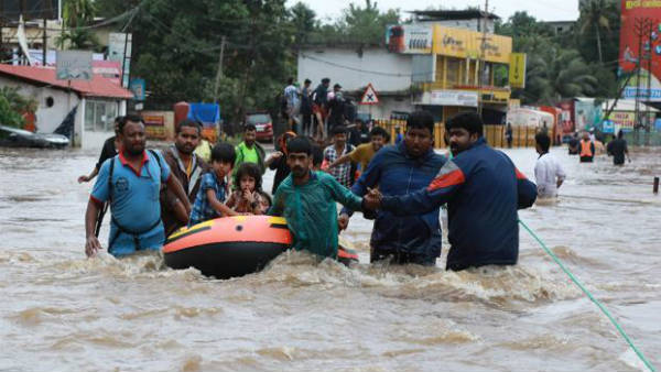  కేరళలో వరదలు విలయతాండవం